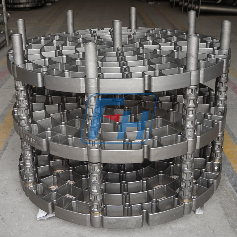 1450 mm-es hőkezelő szerelvények tálcák gödörkemencéhez Átm.